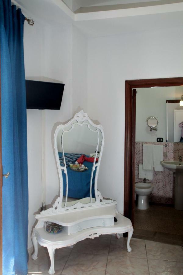 Zo. Ne. Baroque B&B Lecce Ngoại thất bức ảnh
