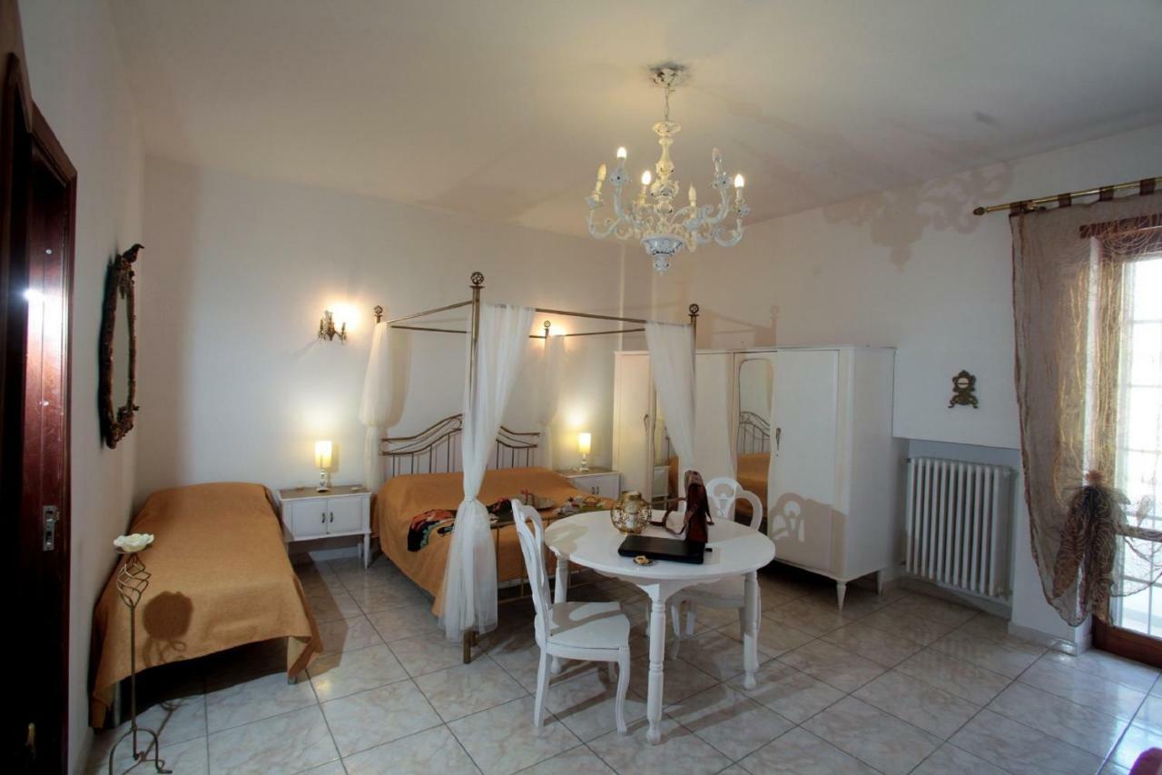 Zo. Ne. Baroque B&B Lecce Ngoại thất bức ảnh