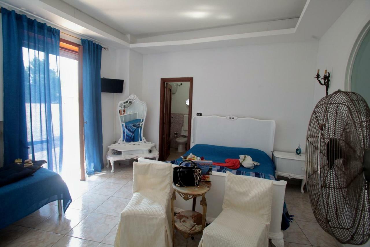 Zo. Ne. Baroque B&B Lecce Ngoại thất bức ảnh